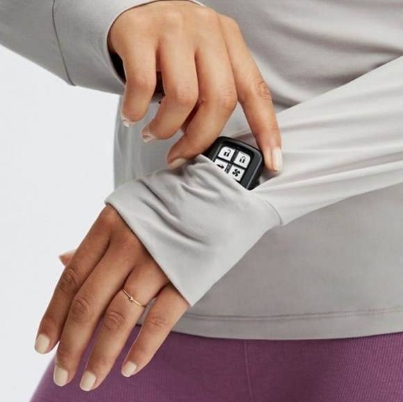 FABLETICS | Phoenix Run Hoodie - Picture 4 of 9